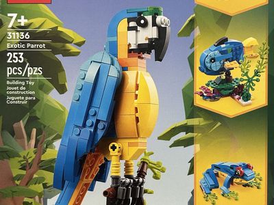 LEGO Creator 3-in-1 Exotic Parrot-Blue Animal Set