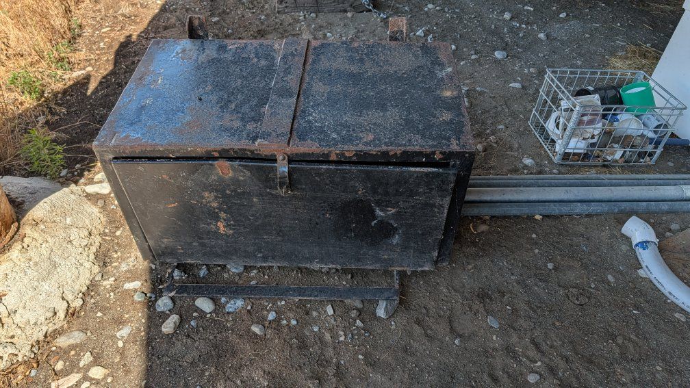Under bed Toolbox