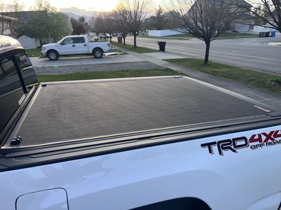 Toyota Tacoma Tonneau Cover