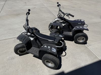 2 Razor electric 4wheelers