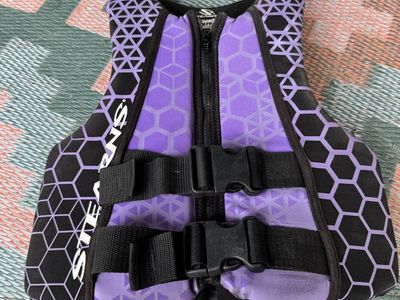 Stearns Youth PFD Life Vest Purple Black Geometric Size Youth