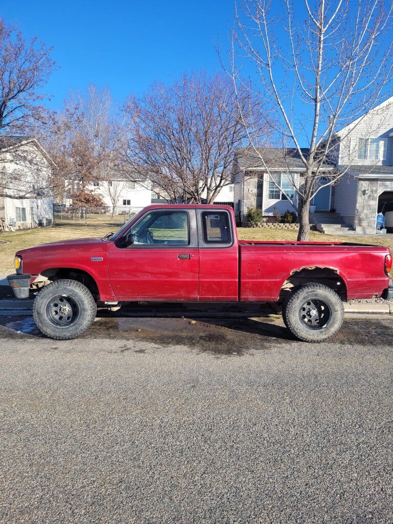 1995 mazda b2300 pickup truck Extended cab