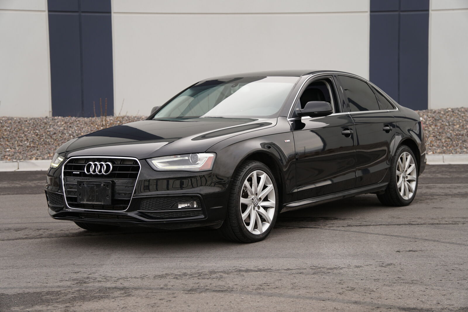 2014 Audi A4 2.0T quattro Premium