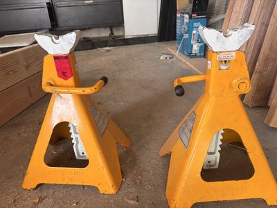 Performance Tool 6-Ton Heavy Duty Jack Stands – Pair