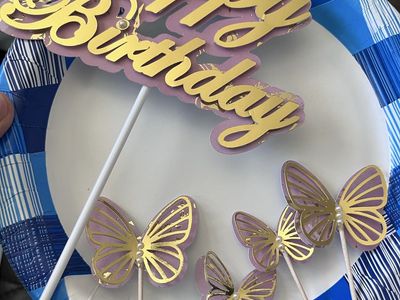 Cake topper