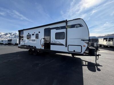 New 2025 Forest River RV Surveyor Legend Double Bunk Travel Trailer with Slide-Out (260BHLE)