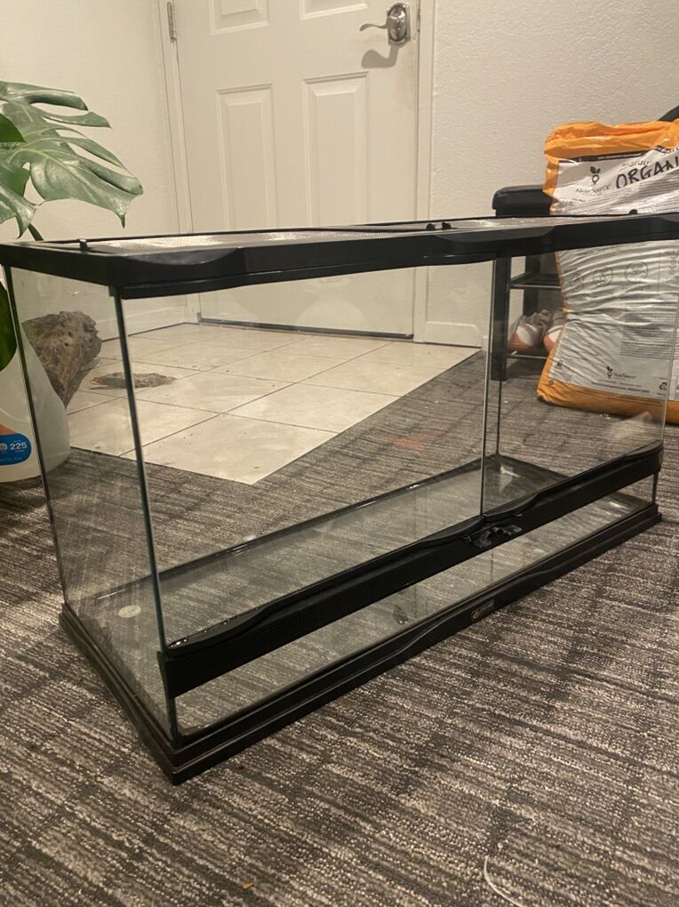 25 Gallon Terrarium