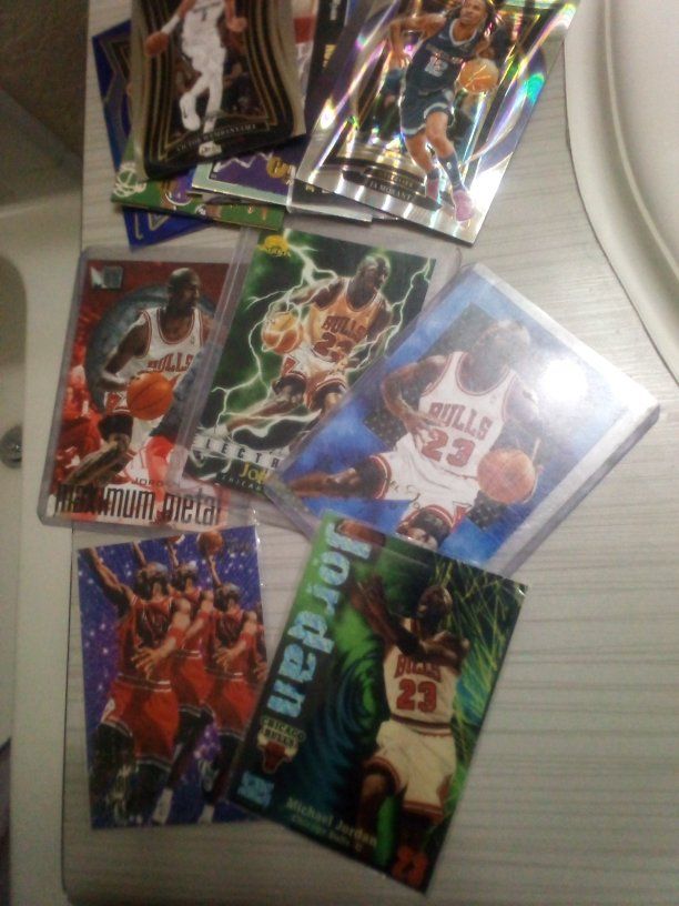 Assorted Basketball Trading Cards Lot Featuring Michael Jordan & Star Players
