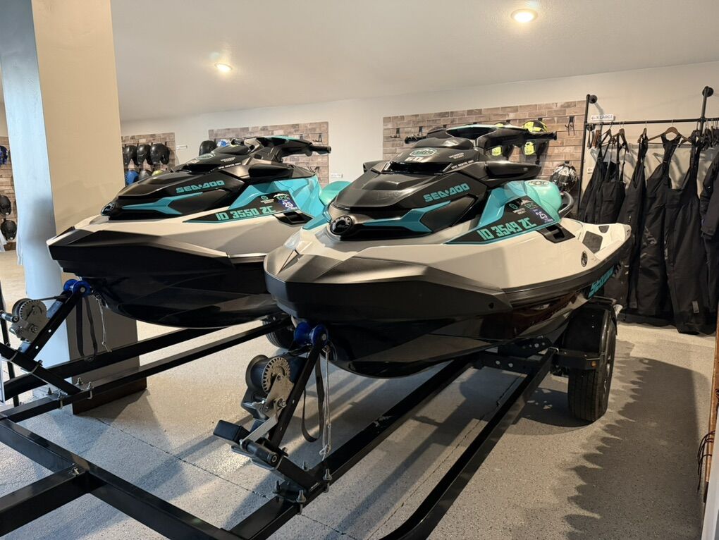 2023 SeaDoo GTX Set
