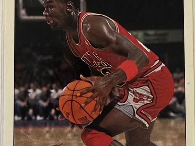 Michael Jordan 1997 Fleer Decade of Excellence