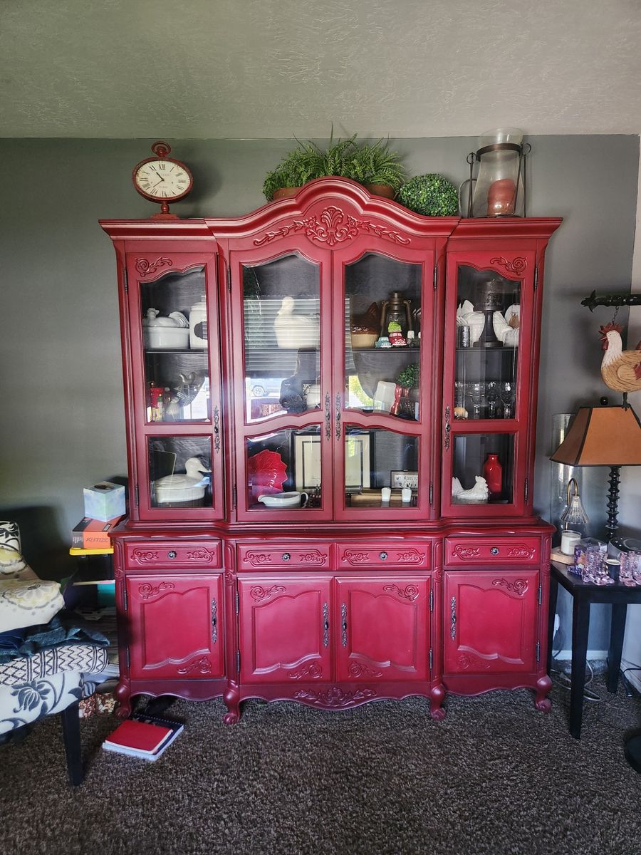 China Hutch - Lighted, real wood, detailed paint