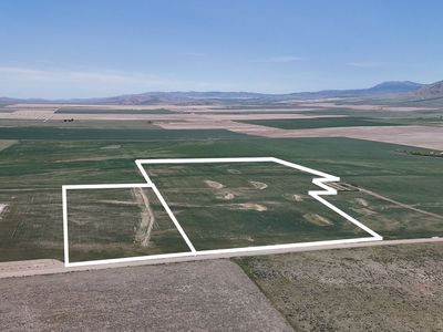 Mountain Views & Endless Possibilities – 68.8 Acres!