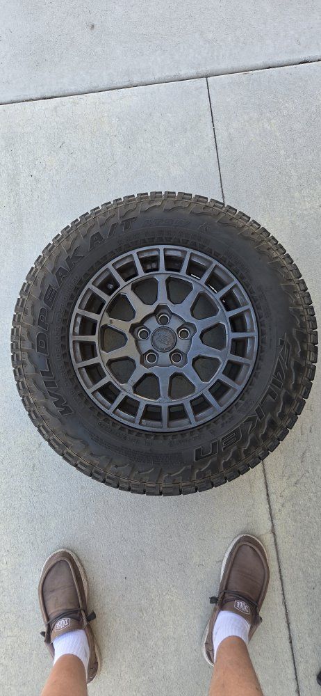 15" rhino wheel w/ Falken Wild Peak tire