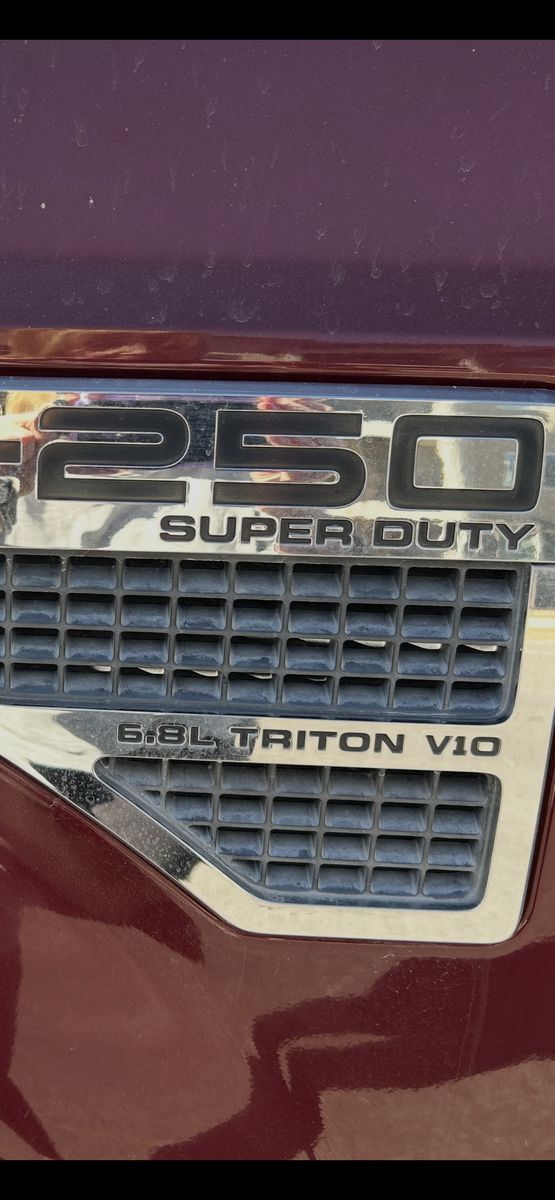 2008 Ford F-250 XLT Super Duty Truck