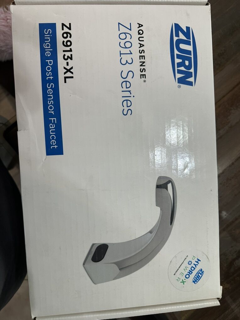 Brand New Zurn Sensor Faucet Z6913-xl