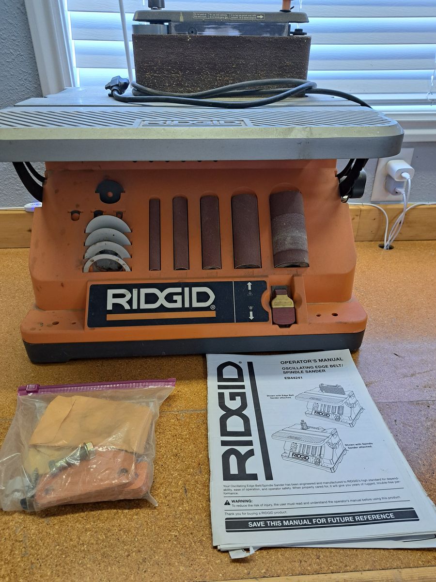 Rigid oscalating spindle sander/belt sander