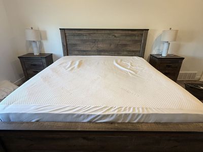 RC Willey Bedroom Set CAL KING