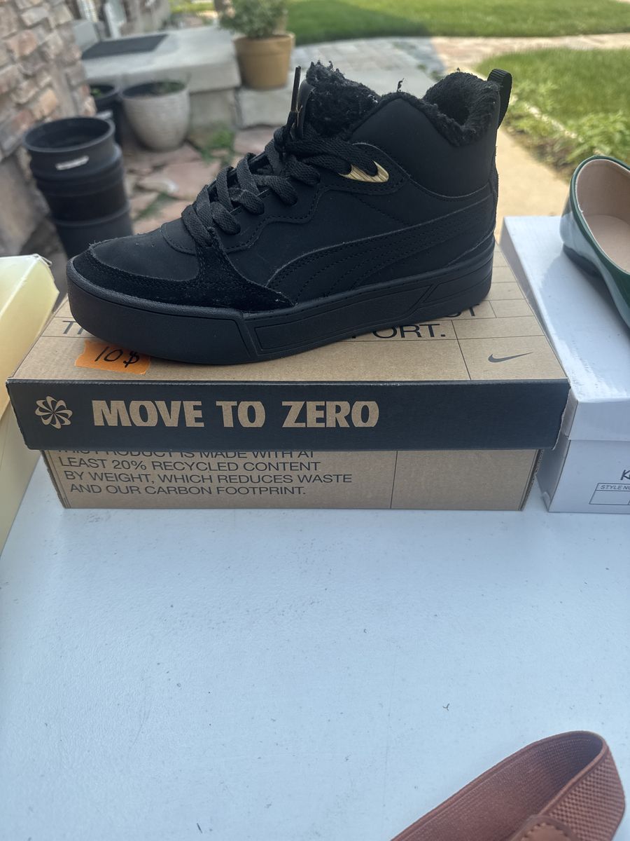 Pumas winter shoes