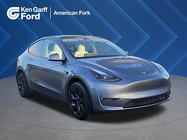 2025 Tesla Model Y Long Range