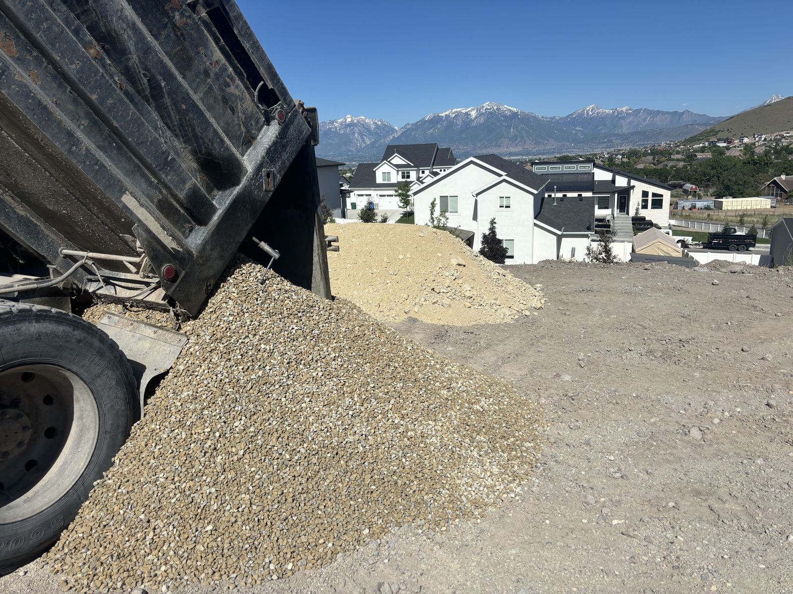 Sand, Gravel, Dirt Delivered