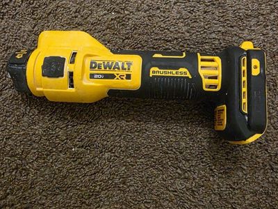 DEWALT 20V MAX XR Drywall Cut-Out Tool