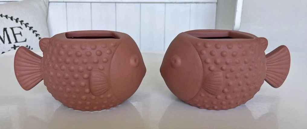 Terracotta pots/soap dispenser holder
