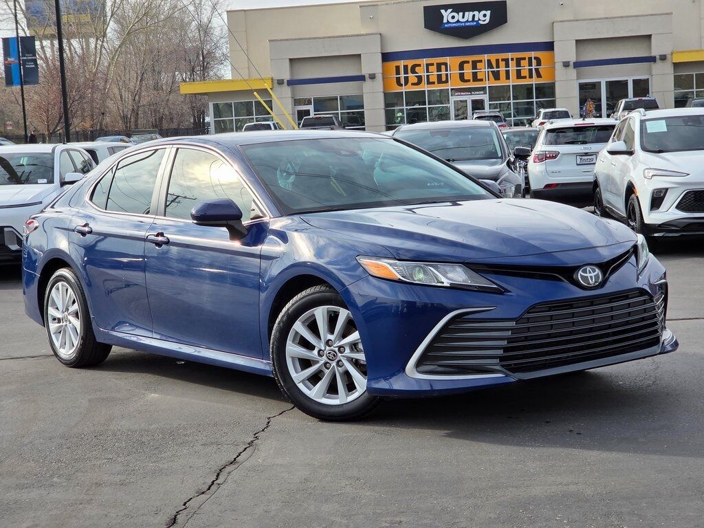 2024 Toyota Camry LE