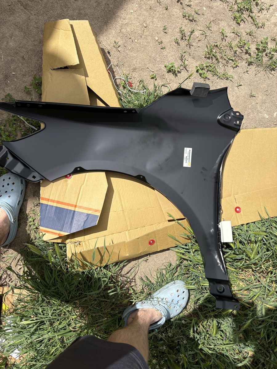 2010 Toyota Corolla passenger side fender