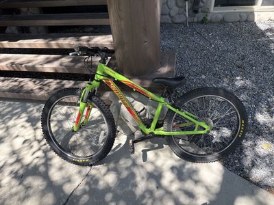 Specialized 20” Hot Rock Mountain Bike