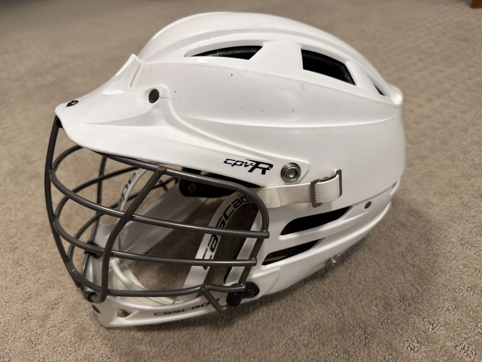 Cascade CPVR White Lacrosse Helmet with Facemask
