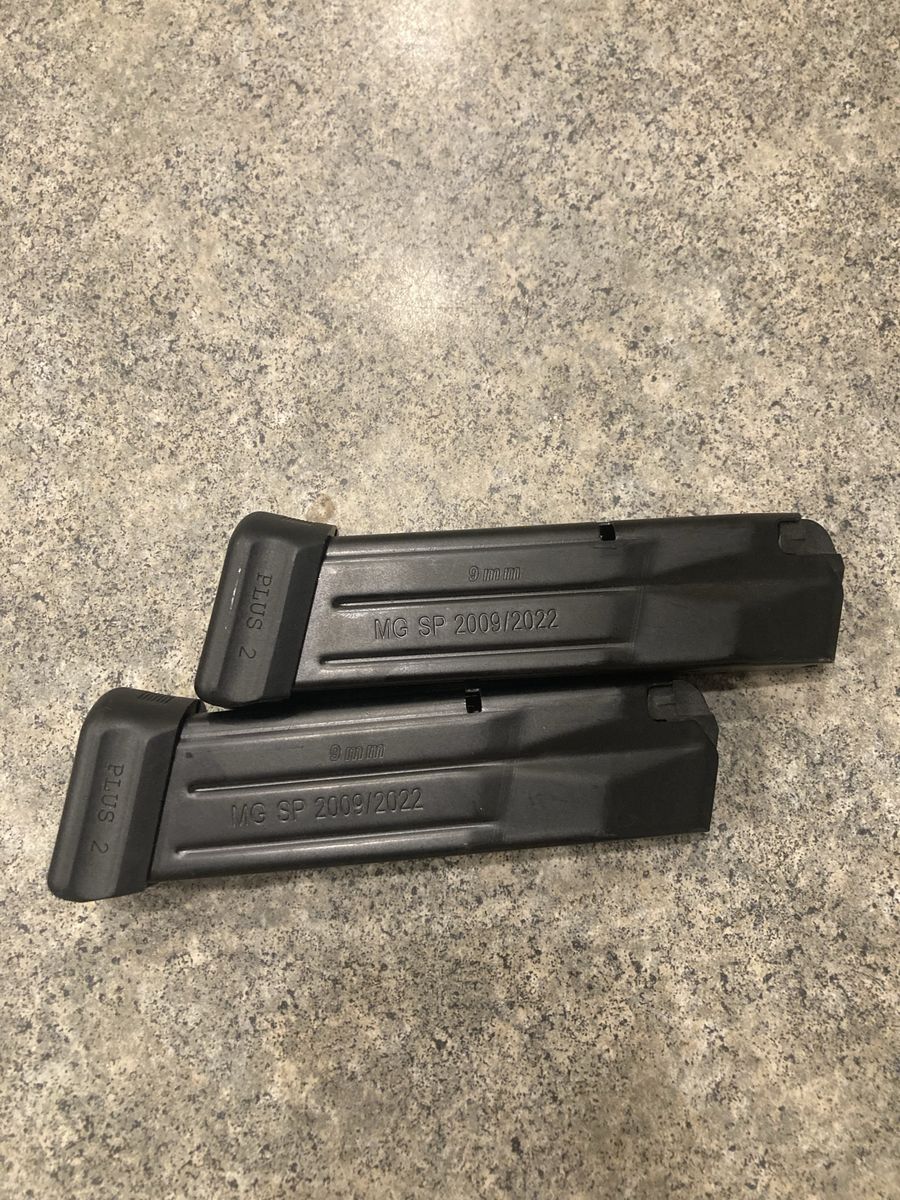 MG SP 2009/2022 9mm Plus 2 Pistol Magazines - Set of 2 Mec Gar, like new