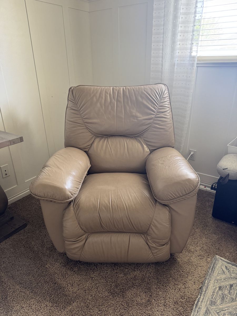Lazy Boy Recliner