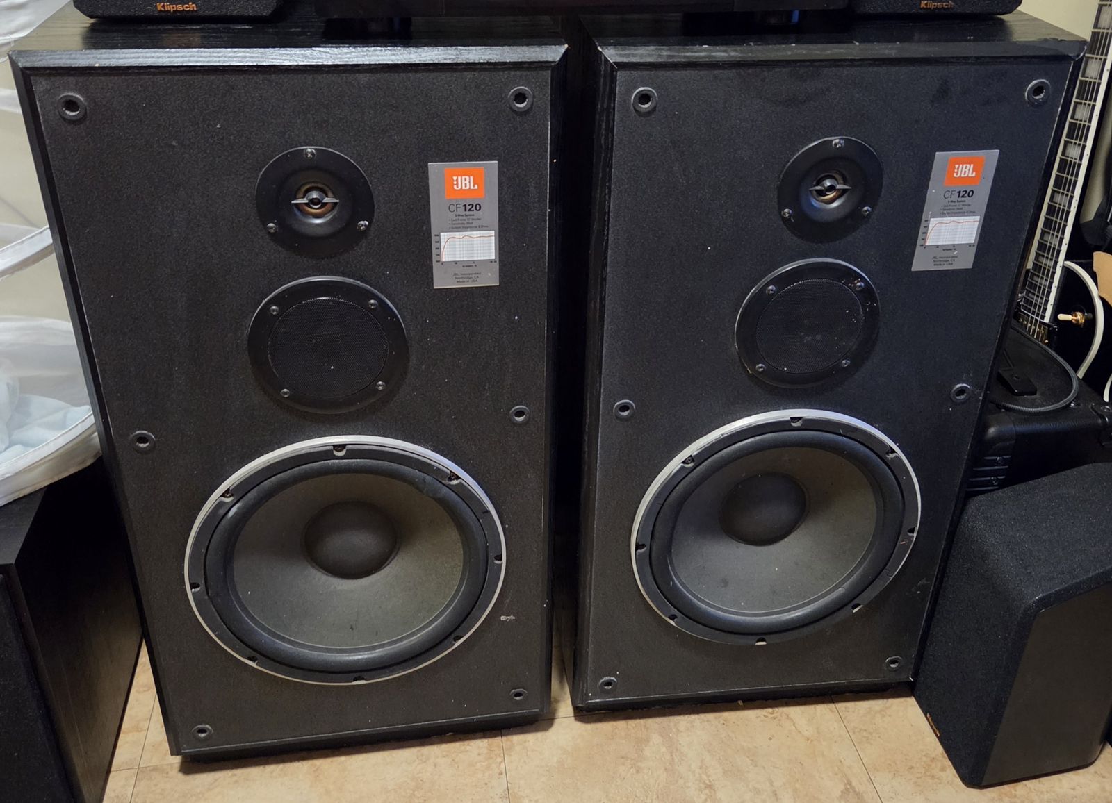 JBL CF120 Three Way Floorstanding Loudspeakers