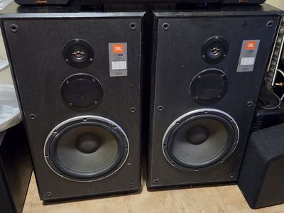 JBL CF120 Three Way Floorstanding Loudspeakers