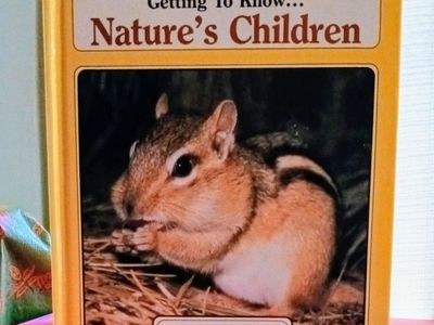 Getting to Know Nature's Children: Chipmunks / Beavers Kids Educational Book 1 Used
