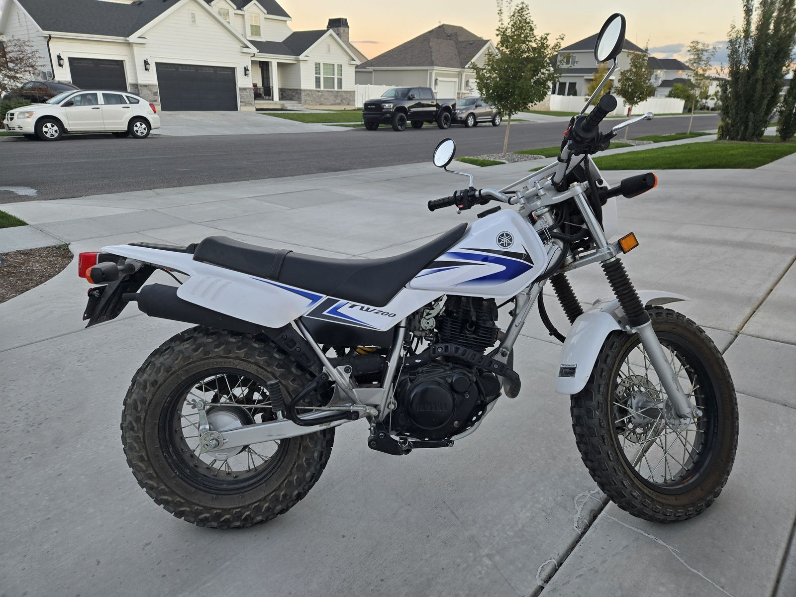 Yamaha TW200 Dual Sport Motorcycle