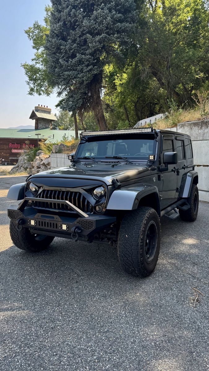 2018 Jeep Wrangler Unlimited Sahara Altitude