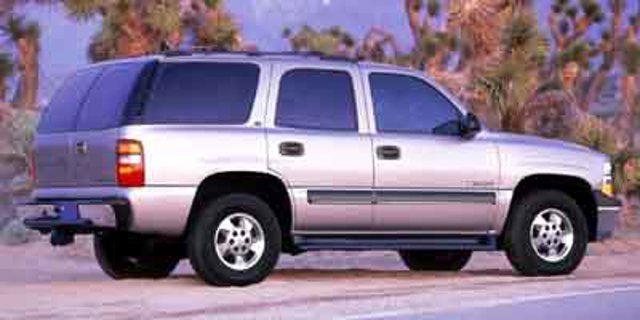 2004 CHEVROLET TAHOE LS