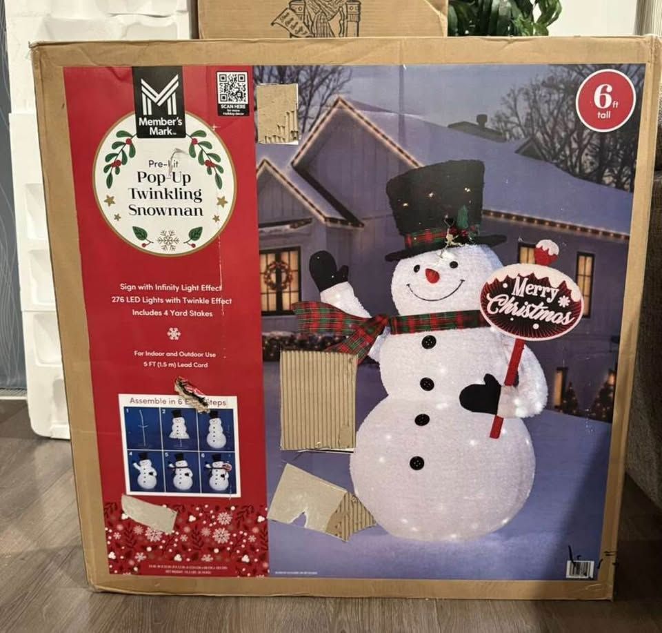 Brand New 6ft Pop Up Twinkling Snowman