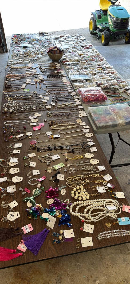 HUGE Jewelry Reseller Lot + Tons of Beads & Supplies $300 TAKES ALL!