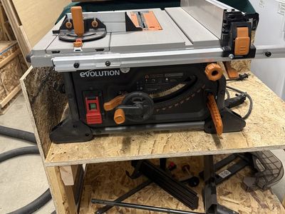 Evolution Jobsite Table Saw