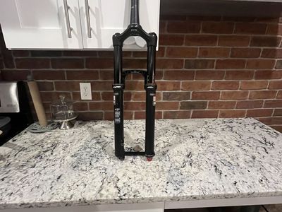 Rock shock pike front fork