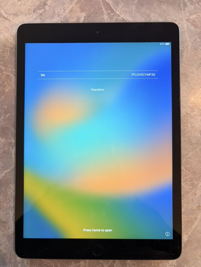 iPad 7th Gen - 32
