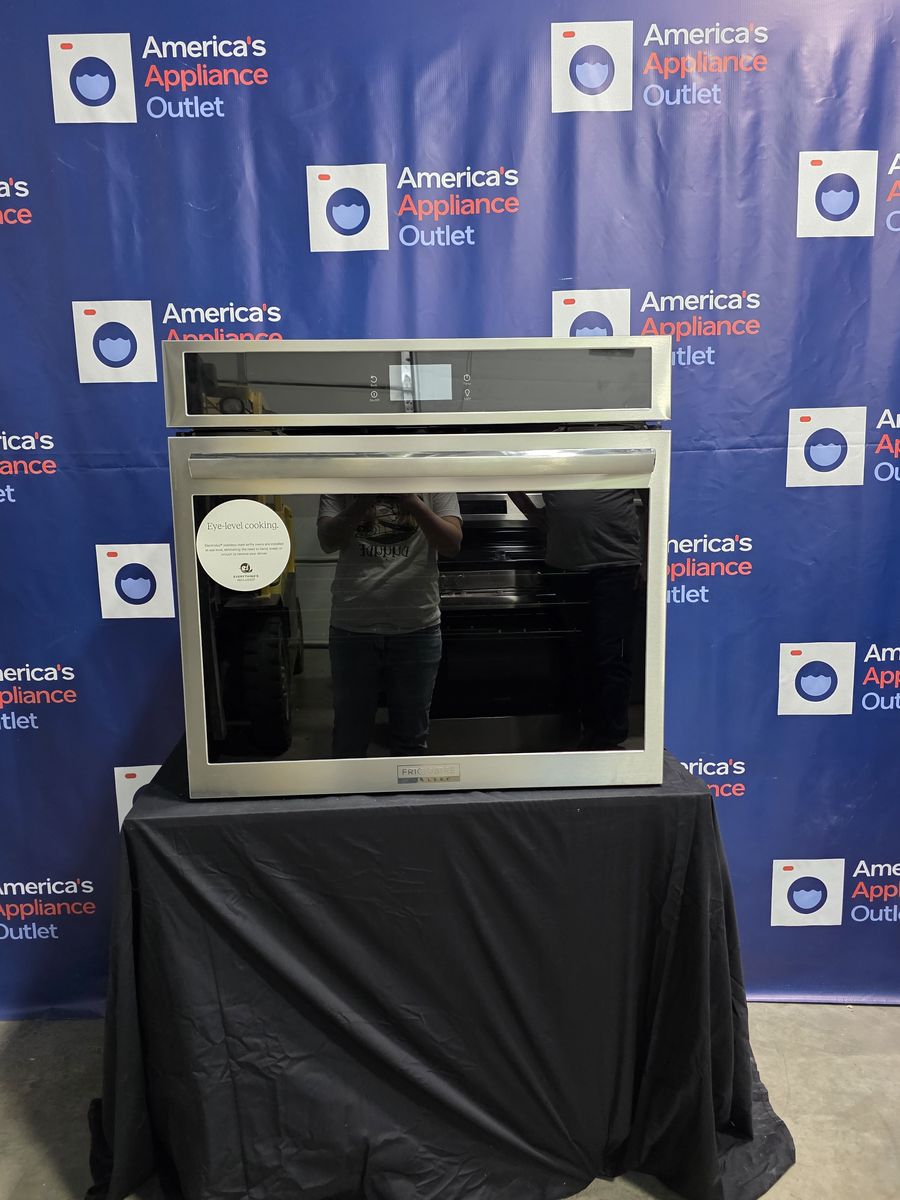 Frigidaire Gallery Single Electric Wall Oven 30-Inch