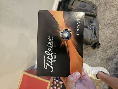 New Titleist Pro V1 Golf Balls + Hawaii Souvenir Golf Ball Gift Set