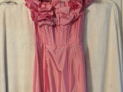 Pink Ruffle Formal Dress YPSILON