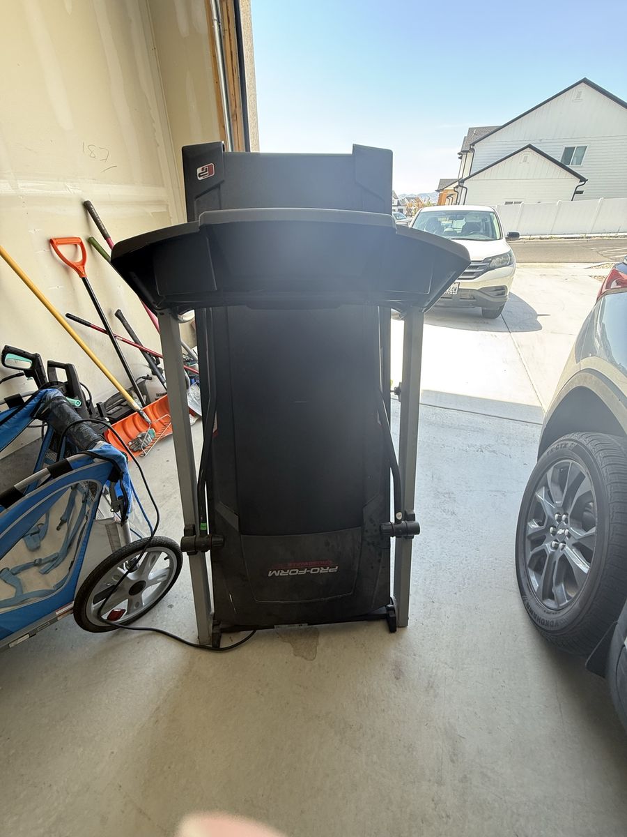 Pro-Form Crosswalk Treadmill - Foldable, iPod Compatible, Incline & Speed Control