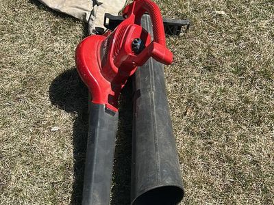 Leaf Blower And Vacuum