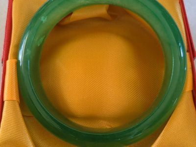 Green Imperial Jade bracelet