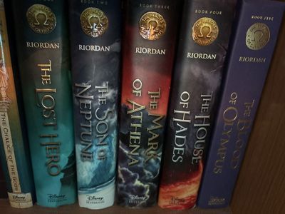 Rick Riordan Heroes of Olympus 5-Book Set: The Lost Hero, Son of Neptune, Mark of Athena, House of Hades, Blood of Olymp
